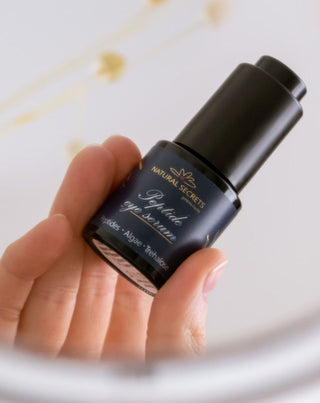 Gélové očné sérum s peptidmi, uhorkovou šťavou a morskými riasami Natural Secrets