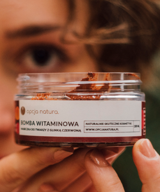 Maska na tvár a telo s vitamínovou bombou na tvár a telo s červenou hlinkou 100% prírodná možnosť Natura - 2
