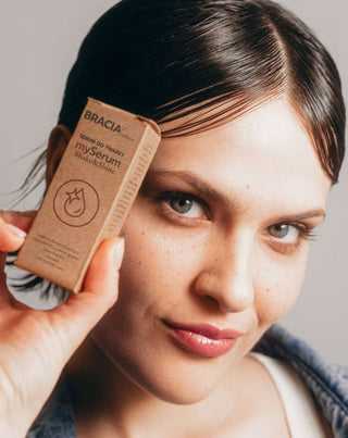 Rozjasňujúce pleťové sérum s vitamínom C a skvalánom Shake&Shine Bracia Mydlarze - 2