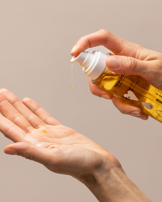 Natural Oily One odličovač na tvár pre hydratáciu 100 ml Resibo - 2