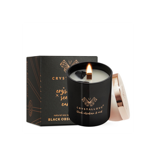 Sójová sviečka s vôňou čierneho obsidiánu a dreva oud od Crystallove - 1